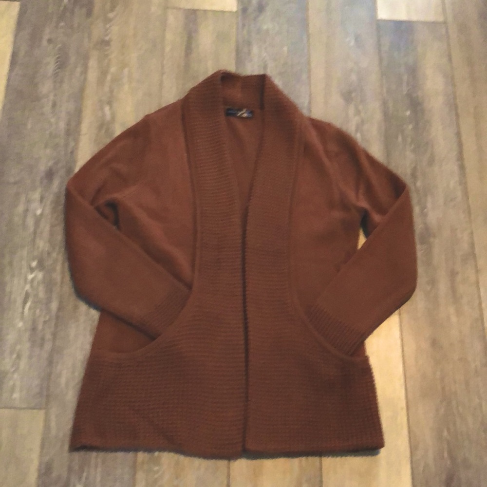 Camel brown pocket sweater size Med
